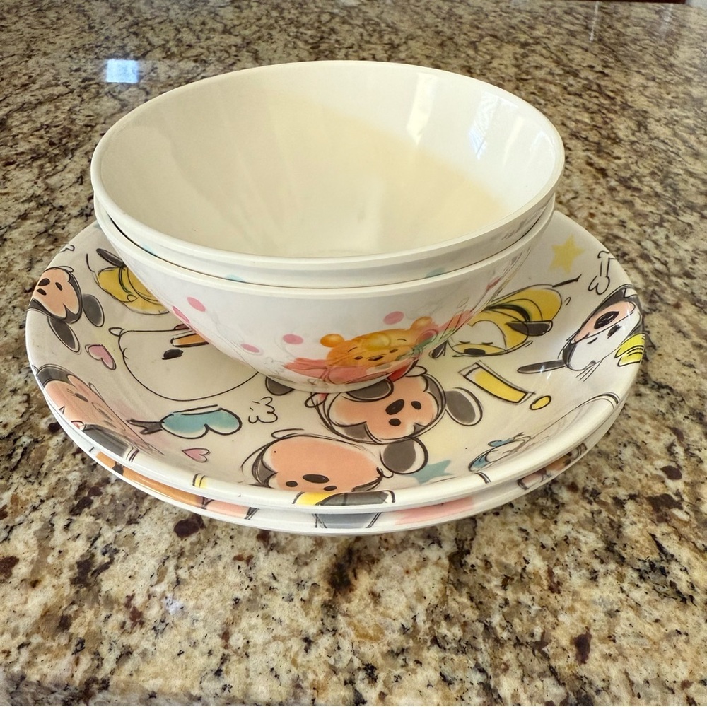 Meal Magic time Disney Tsum Tsum wide and regular bowls